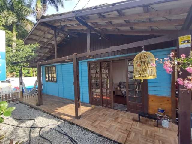 Casa com 5 quartos à venda no São Miguel (Guaporanga), Biguaçu  por R$ 350.000