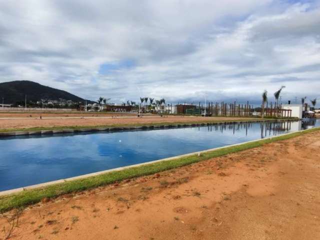 Terreno em condomínio fechado à venda em Deltaville, Biguaçu  por R$ 263.000