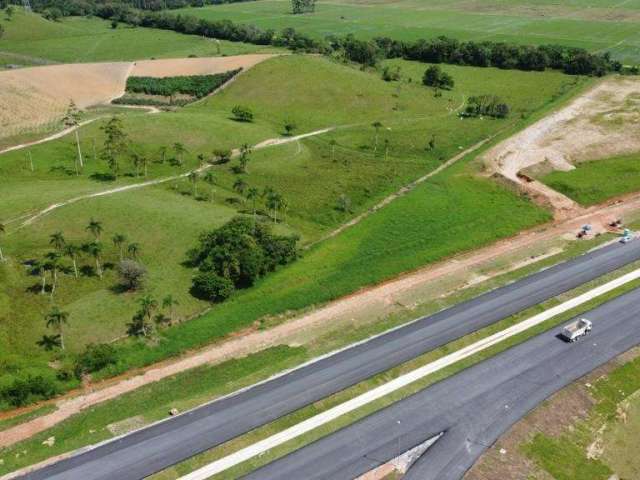 Terreno à venda no Três Riachos, Biguaçu  por R$ 3.800.000