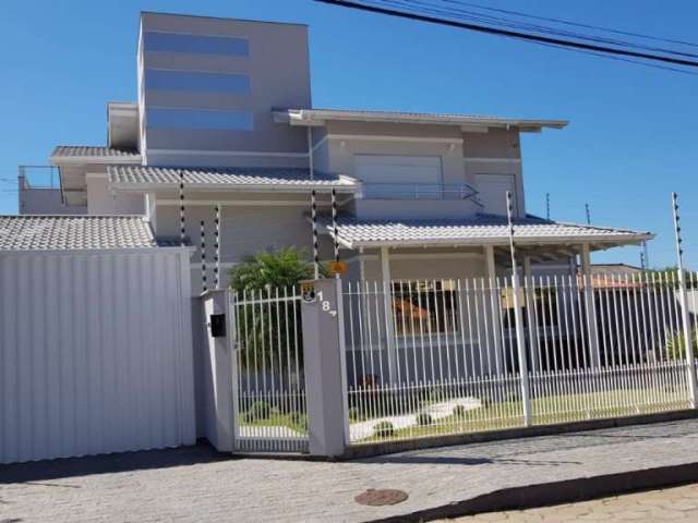 Casa com 3 quartos à venda em Rio Caveiras, Biguaçu  por R$ 2.250.000
