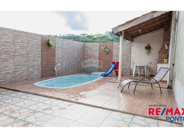 Casa 2 dormitórios, 2 banheiros, área de lazer com piscina e churrasqueria á venda no Vila Primavera por 389,000,00