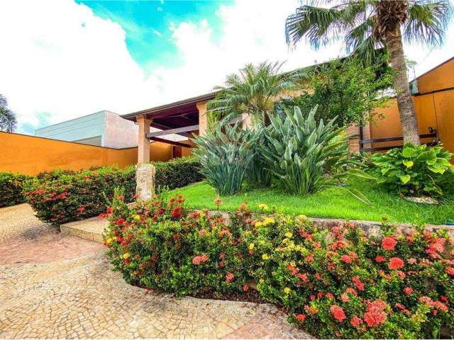 Linda casa à venda no Condomínio Jardim Embaixador Mogi Mirim por R$ 1.200.000,00