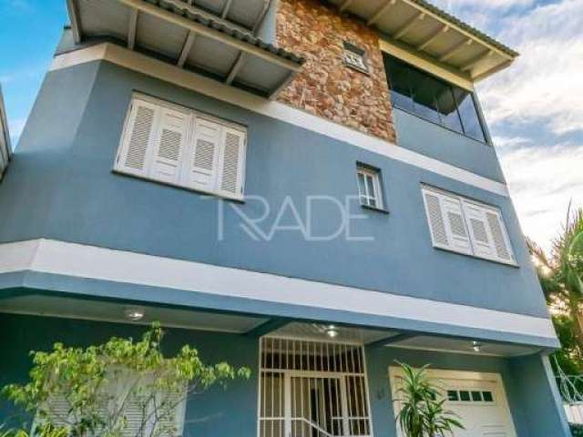 Casa com 3 quartos à venda na Rua Doutor Dias de Carvalho, 61, Tristeza, Porto Alegre por R$ 1.399.000