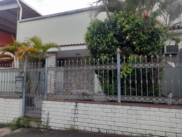 Casa térrea com amplo quintal e área gourmet! A Venda em Campo Grande, Rio de Janeiro, RJ