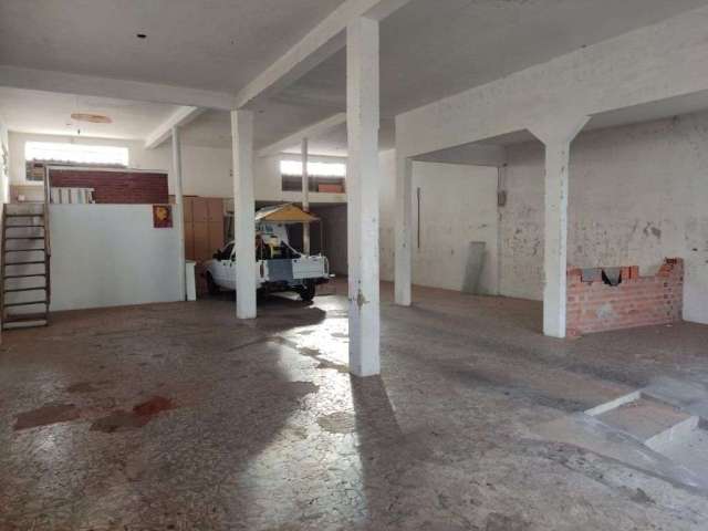 Barracão à venda, 370 m² por R$ 240.000,00 - Vila Industrial - Bauru/SP