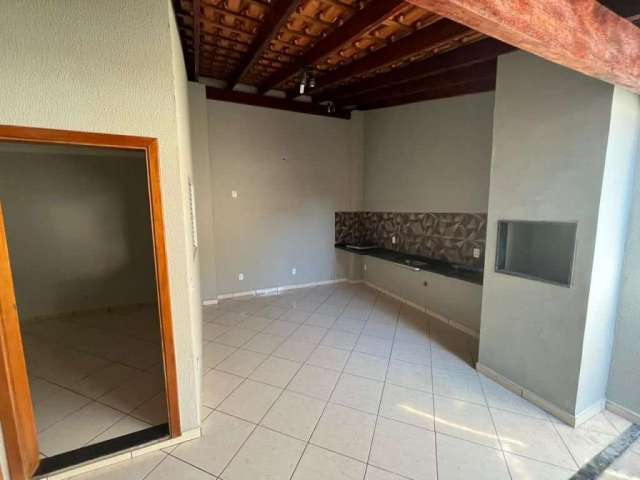 Casa a venda com 3 dormitórios, Vila Dutra, Bauru-SP