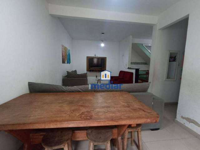 Casa com 3 dormitórios para alugar, 110 m² por R$ 3.200,00/mês - Estuário - Santos/SP
