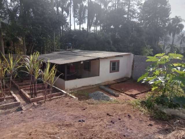 Chácara / sítio com 1 quarto à venda no Centro, Embu-Guaçu  por R$ 350.000