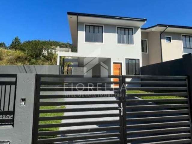 Casa com 3 quartos à venda na Rua Acelino Pereira, 979, Potecas, São José por R$ 530.000