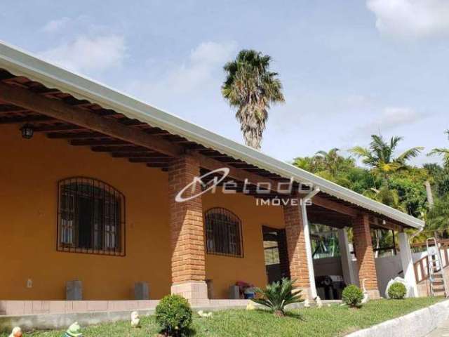 Chácara com 2 dormitórios à venda, 1300 m² por R$ 850.000,00 - Parque Agrinco - Guararema/SP