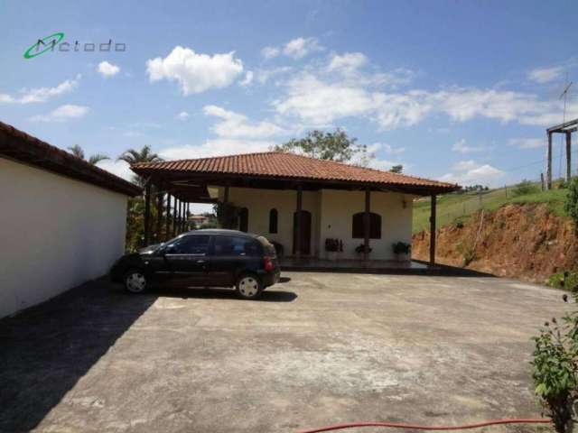 Chácara com 3 dormitórios à venda, 1000 m² por R$ 800.000 - Parque Agrinco - Guararema - SP