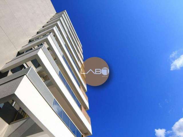Apartamento com 2 dormitórios à venda, 76 m² por R$ 897.000,00 - Itacorubi - Florianópolis/SC