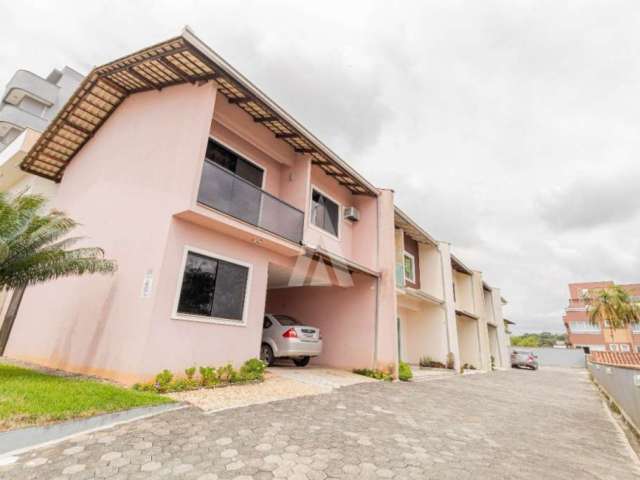 Casa em condomínio fechado com 3 quartos à venda na Rua Pavão, 1214, Costa e Silva, Joinville por R$ 500.000