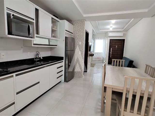 Casa com 2 quartos à venda na Osvaldo H. Bachtold, 189, São Marcos, Joinville por R$ 375.000