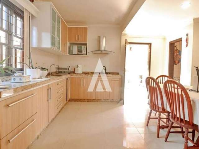 Casa com 4 quartos à venda na Vidal Ramos, 329, Guanabara, Joinville por R$ 750.000