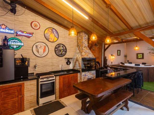 Casa com 3 quartos à venda na Fritz W H Sopp, 20, Petrópolis, Joinville por R$ 809.000