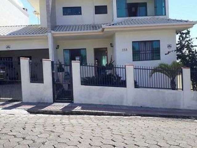 Casa com 4 quartos à venda na Rua Alfredo Olsen, 114, Centro, Barra Velha, 320 m2 por R$ 1.200.000