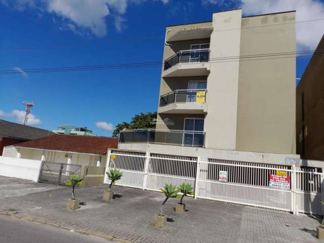 Apartamento com 3 quartos para alugar na Avenida Aníbal Khury, 7425, Ipanema, Pontal do Paraná por R$ 650 Por Dia