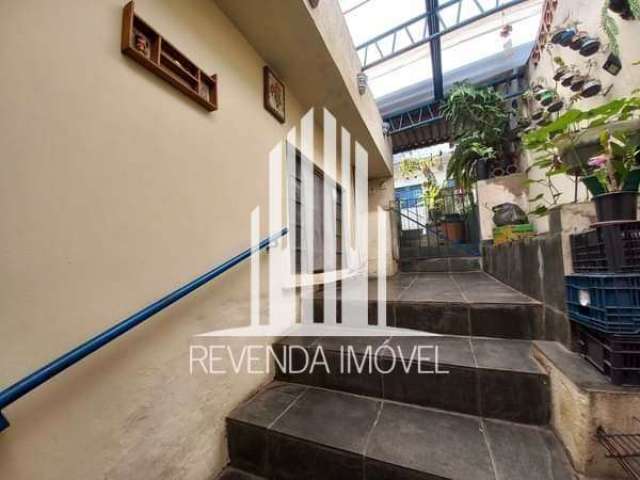 Casa com 2 quartos à venda na Rua Joaquim Oliveira Freitas, --, Vila Mangalot, São Paulo por R$ 930.000