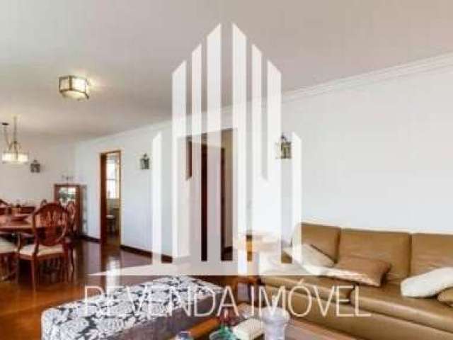 Apartamento com 4 quartos à venda na Rua Gaivota, --, Moema, São Paulo por R$ 1.950.000