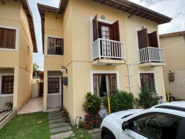 Casa em condomínio fechado com 3 quartos à venda na Estrada dos Galdinos, --, Jardim Barbacena, Cotia por R$ 640.000