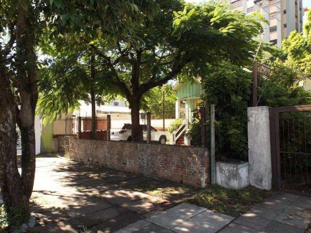 Terreno comercial à venda no Tristeza, Porto Alegre  por R$ 1.000.000