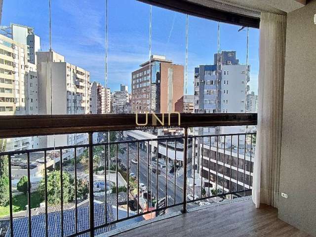 Apartamento com 72m², 2 dormitórios, 1 suíte, 2 vagas no bairro Centro em Florianópolis
