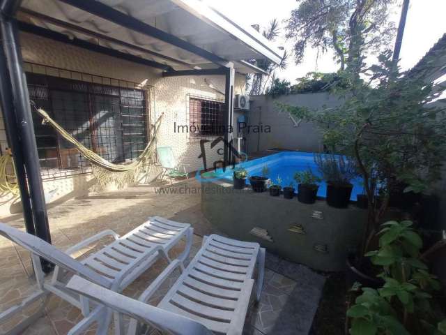 Casa para Venda em Caraguatatuba, Praia das Palmeiras, 2 dormitórios, 2 banheiros, 3 vagas