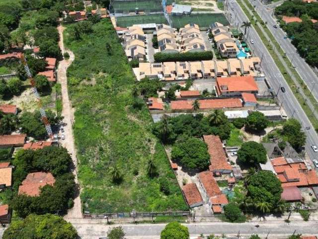 Terreno de 4086 m² localizado a poucos metros da Av. Maestro Lisboa.