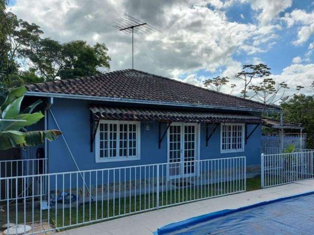 Open House vende 3 lindas casas em ótima localização no Rio do Ouro