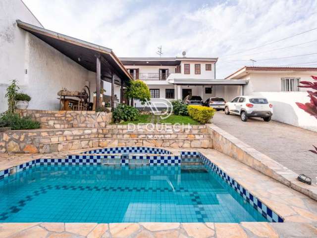 Casa com 3 quartos à venda na Travessa São Lucas, 261, Barreirinha, Curitiba, 256 m2 por R$ 1.340.000