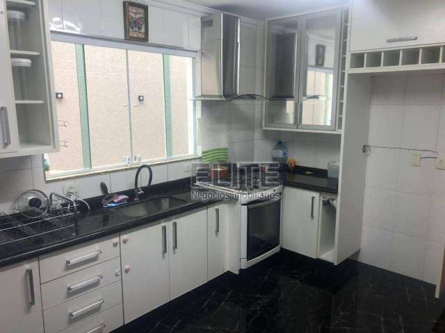 Sobrado com 3 dormitórios para alugar, 128 m² por R$ 5.500,01/mês - Jardim - Santo André/SP
