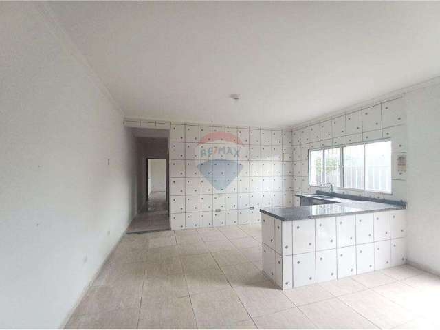 Casa à venda com 64,40m², com duas vagas e área para churrasqueira, no Jardim Horto do Ipê - Itaquaquecetuba-SP