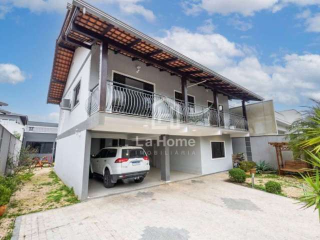 Casa com 4 quartos à venda na Bela Vista, Gaspar , 382 m2 por R$ 950.000