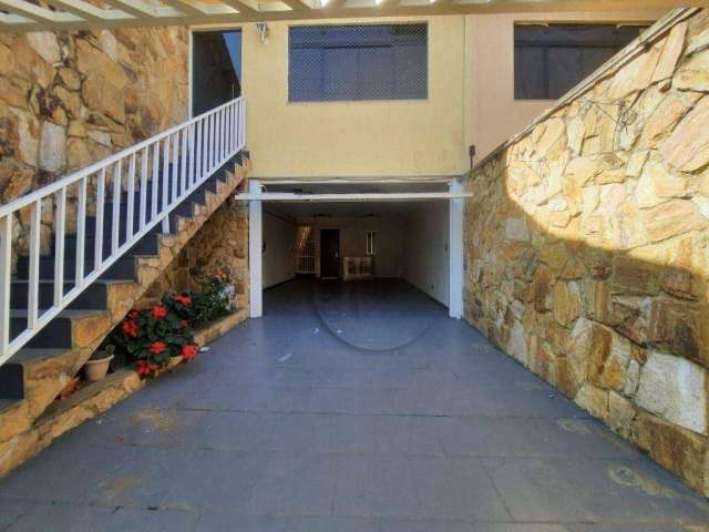 Sobrado com 3 dormitórios, 212 m² - venda por R$ 950.000,00 ou aluguel por R$ 6.500,00/mês - Utinga - Santo André/SP