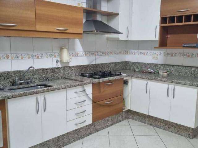 Sobrado com 3 dormitórios para alugar, 280 m² por R$ 4.061,60/mês - Vila Pinheirinho - Santo André/SP