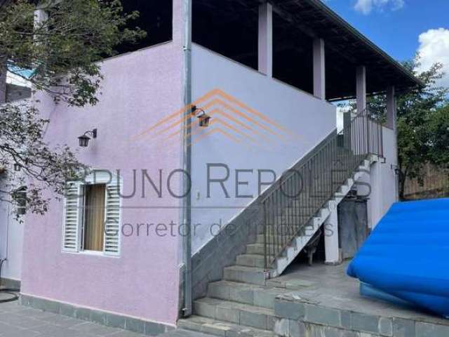 Casa para Venda em João Monlevade, BELMONTE, 4 dormitórios, 1 suíte, 2 banheiros, 5 vagas