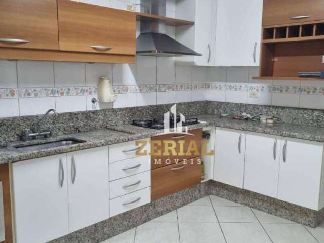 Sobrado com 3 dormitórios para alugar, 240 m² por R$ 4.261/mês - Vila Pinheirinho - Santo André/SP