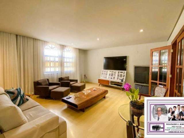 Casa para venda possui 508 metros quadrados com 6 quartos em Belvedere - Belo Horizonte - MG