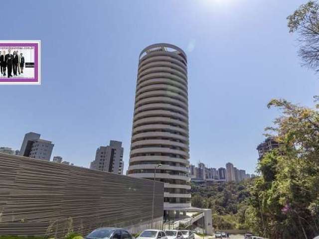 Apartamento para venda possui 577 metros quadrados com 4 quartos em Vale do Sereno - Nova Lima - MG