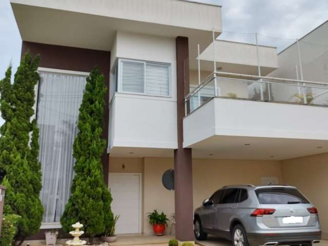 Lindo Sobrado de 340m² de área Construída, e Terreno de  330m2, à venda no excelente Condomínio Fechado Ibiti Royal Park - Sorocaba - SP.