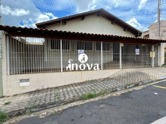 Casa Comercial à venda, 4 quartos, 1 suíte, 2 vagas, São Benedito - Uberaba/MG