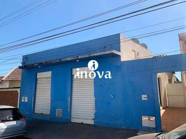 Casa Comercial à venda, 2 quartos, Amoroso Costa - Uberaba/MG