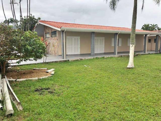 Casa com 3 dormitórios à venda, 180 m² por R$ 920.000,00 - Balneário Flórida - Praia Grande/SP