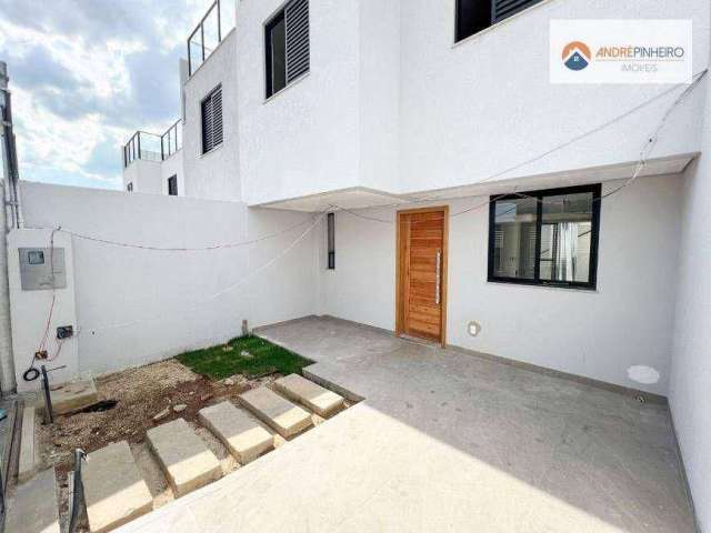 Casa geminada triplex com entrada independente com 3 quartos sendo 01 com suite  à venda, 120 m² por R$ 700.000 - Planalto - Belo Horizonte/MG