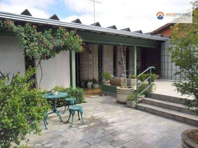 Casa em lote 360m²com 3 quartos sendo 01 com suite  à venda, 220 m² por R$ 900.000 - Vila Cloris - Belo Horizonte/Minas Gerais