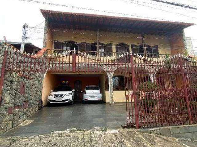 Casa com 4 quartos à venda por R$ 900.000 - Vila Cloris - Belo Horizonte/MG
