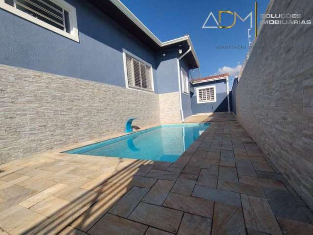 Casa com piscina á venda na Cohab I em Botucatu-SP