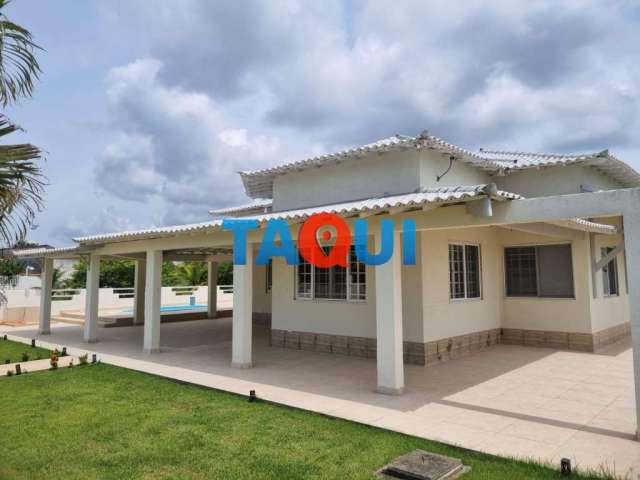 Casa à venda, independente com piscina e churrasqueira, Praia Seca, ARARUAMA - RJ