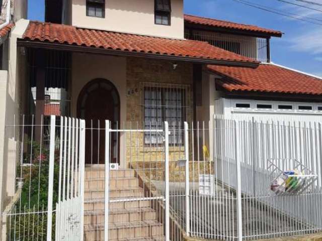 Casa com 4 quartos à venda na Rua Belizário Berto da Silveira, --, Saco dos Limões, Florianópolis por R$ 1.350.000